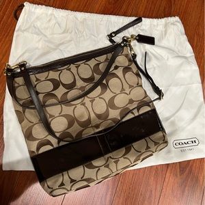 COACH 12824 SIGNATURE C STRIPE PATENT CONVERTIBLE SHOULDER BAG BROWN LEATHER